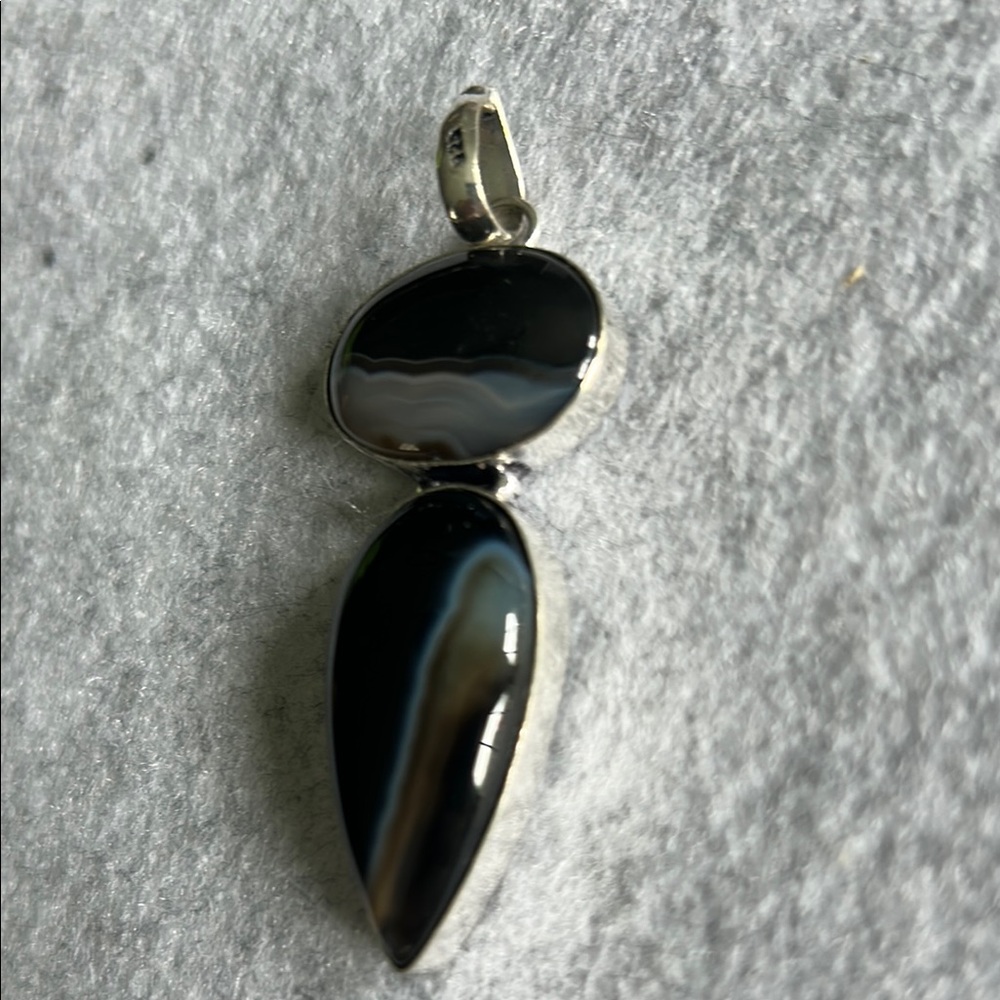 Natural Banded Black Onyx And 925 Sterling Silver Pendant - Picture 3 of 13